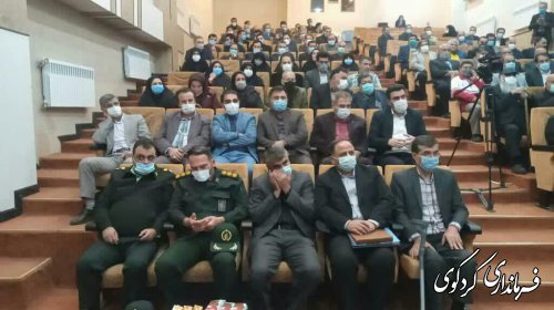 دستهای گرمی که برای خدمت به مردم بسوی ما دراز می شود بگرمی می فشاریم.