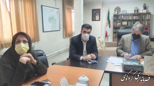همه امکانات فرهنگی و اجتماعی  موجود جهت برگزاری آئین 9 دی و گرامیداشت یاد شهید سلیمانی در شهر و روستا بسیج شود.