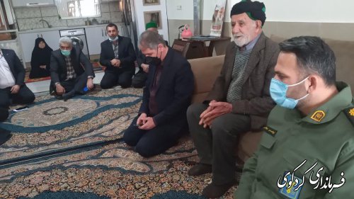 دیدار دکتر مولایی فر فرماندار کردکوی و هیات همراه با جانباز 10% جنگ تحمیلی