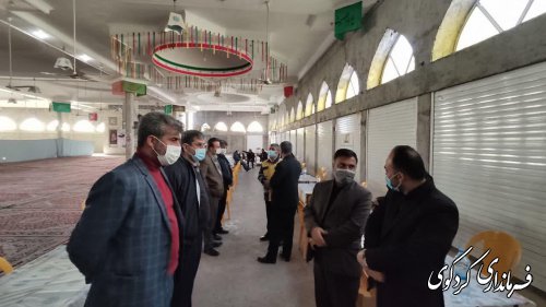 برگزاری میز خدمت با حضور فرماندار و مدیران ادارات شهرستان در مصلای نماز جمعه
