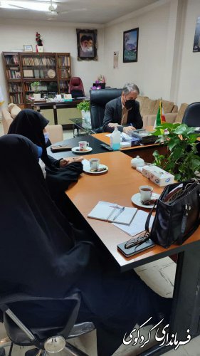 جامعه نیازمند حضور فعالتر زنان در عرصه های گوناگون اجتماعی،فرهنگی و سیاسی کشور است.