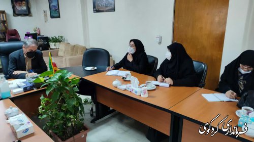 جامعه نیازمند حضور فعالتر زنان در عرصه های گوناگون اجتماعی،فرهنگی و سیاسی کشور است.