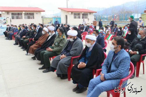 پیروزی انقلاب اسللامی تغییر مسیر  تاریخ بود برای عزت و سربلندی ملت ایران.