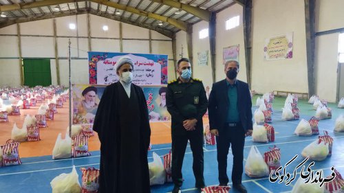 کمکهای مومنانه به ارزش 375 میلیون تومان بین نیازمندان توزیع شد.