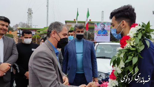 فرماندار کردکوی از قهرمان پرش سه گام کشور استقبال کرد.
