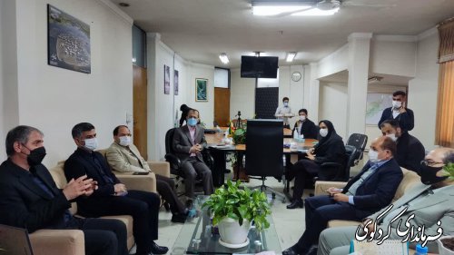 مدیرعامل آب منطقه ای گلستان و هیات همراه با  فرماندار کردکوی دیدار و گفتگو کردند.