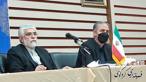 نشست صمیمی فعالان فرهنگی و اجتماعی غرب استان با استاندار گلستان در کردکوی برگزار شد. 