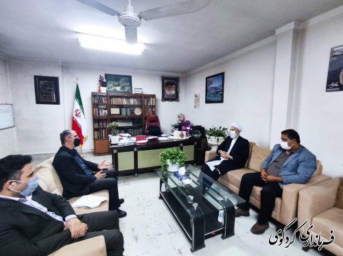 رشد و توسعه هر کشوری وابسته به رونق فرهنگ کتاب و کتابخوانی است