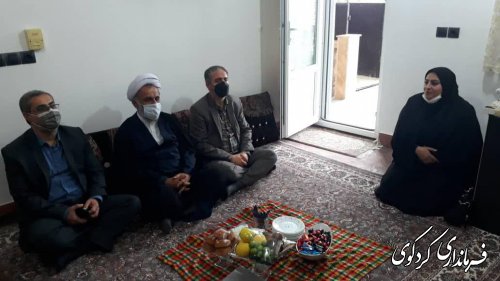 وزیری مدیرکل بنیاد شهید انقلاب اسلامی استان گلستان و هیات همراه  با دکتر محمدباقر مولایی فر فرماندار کردکوی دیدار و گفتگو کرد.