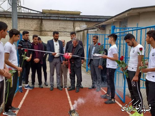 پیست تارتان ویژه پرش طول جوانان با اعتبار ۶۰۰ میلیون تومان به بهره برداری رسید.