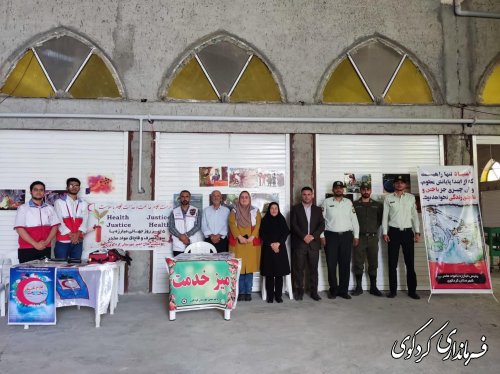 برگزاری مراسم میز خدمت در مصلی نماز جمعه