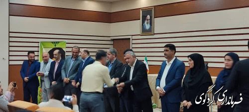 یرگزاری همایش تجلیل از قهرمانان ورزشی شهرستان
