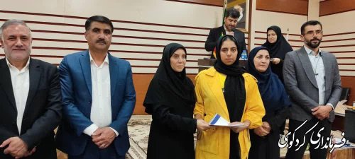 یرگزاری همایش تجلیل از قهرمانان ورزشی شهرستان