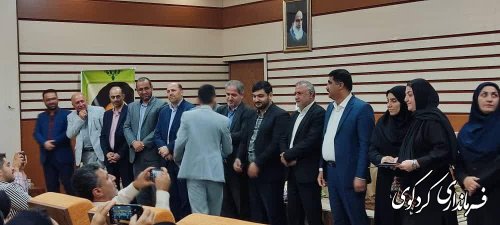 یرگزاری همایش تجلیل از قهرمانان ورزشی شهرستان