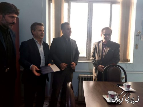 مراکز آموزش فنی و حرفه ای یکی از بهترین بسترهای آموزشی کشور است جهت مقابله با بیکاری