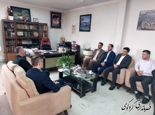 دکتر کیانی مدیرکل بهزیستی استان با فرماندار کردکوی دیدار و گفتگو کردند