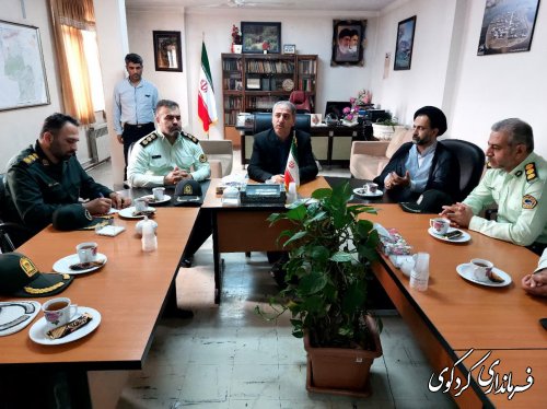  مدیریت هوشمندانه نیروی انتظامی  نقش  تعیین کننده ای در ایجاد امنیت و احساس امنیت در بین شهروندان دارد