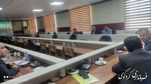 در کارگروه اشتغالزایی  شهرستان تاکنون۱۶۰ میلیارد تومان از منابع مختلف با اشتغالزایی ۷۰۰ نفر جذب شده است.