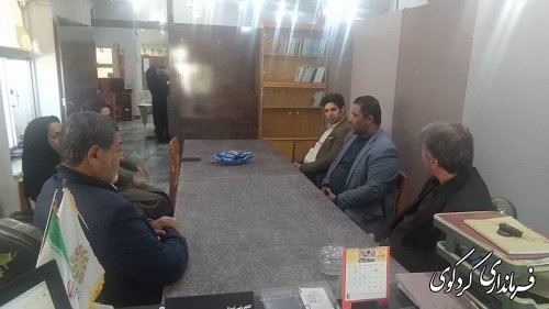 کتاب و کتابخوانی مردم سنگ بنایی مهم در همه تحولات جامعه بشری است