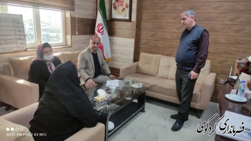 در آخرین صبح  سه شنبه دی ماه سال جاری مردم با فرماندار دیدار کردند