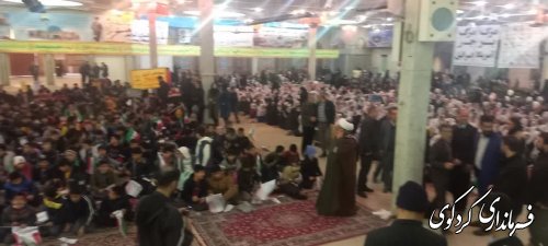 زنگ آعاز چهل و چهارمین بهار آزادی با حضور فرماندار و مسئولان نواخته شد.