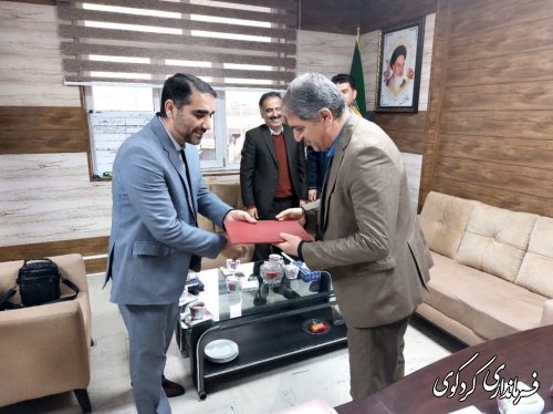 تجربه و تخصص نیاز امروز مدیریت کشور است