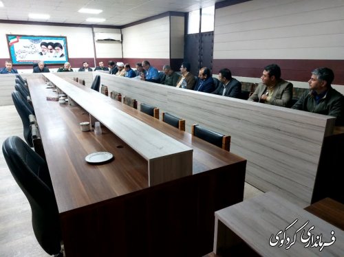 وحدت و یکپارچگی؛ در میان مردم بودن و با مردم زندگی کردن است