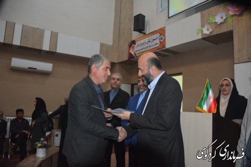 استفاده  از همه ظرفیت‌های انسانی،اقتصادی و فرهنگی  در رشد و توسعه شهرستان