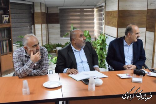بدنبال سگ گزیدگی یکی از شهروندان فرماندار کردکوی دستور تشکیل نشست اضطراری کارگروه سلامت شهرستان را صادر کرد. 