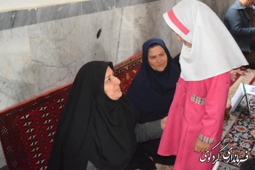 مسائل و مشکلات روستای حاجی آباد دشت در برنامه ای به نام "کاروان خدمت " مورد برسی و رسیدگی قرار گرفت.