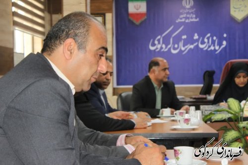 نشست پیگیری  بند ۶۱ مصوبه شورای اداری مشترک استان و شهرستان برگزار شد