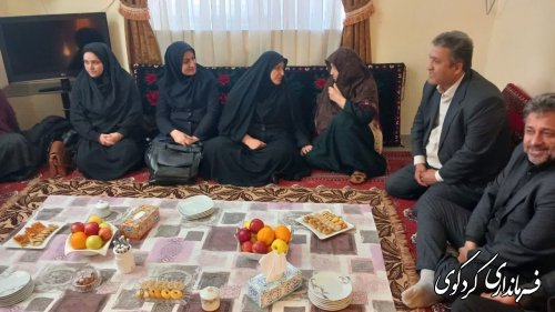 دیدار با مادر شهیده مرجان نازقلیچی توسط فرماندار کردکوی و فرماندار بندر ترکمن 
