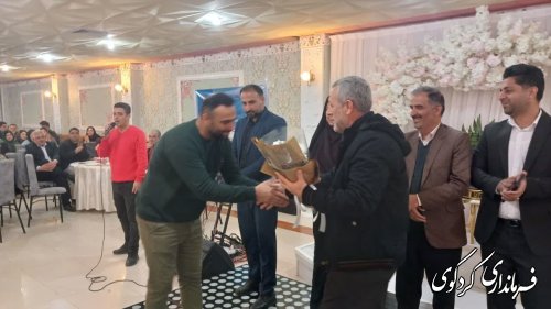 مراسم حضور حداکثری اصناف در انتخابات برگزار شد 