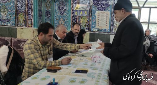 گزارش تصویری // حضور پرشور مردمان روستای دنگلان در پای صندوق اخذ رای