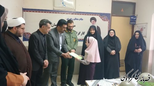 افتتاح نمایشگاه عکس شهید در آموزش و پرورش شهرستان کردکوی 