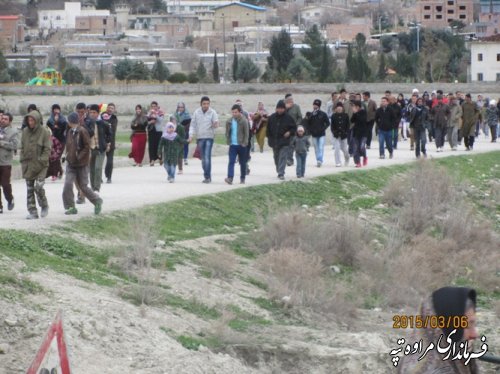 برگزاری همایش پیاده روی خانوادگی با شعار احسان و ورزش در مراوه تپه