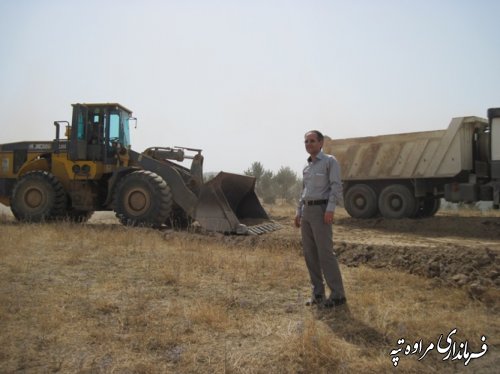 بازدید معاون فرماندار مراوه تپه از سایت جدید روستای قرناوه سفلی