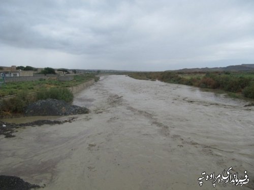 جاری شدن سیل در شهرستان مراوه تپه