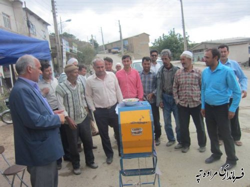 حضور بخشدار گلیداغ با دهیاران در جشن عاطفه ها