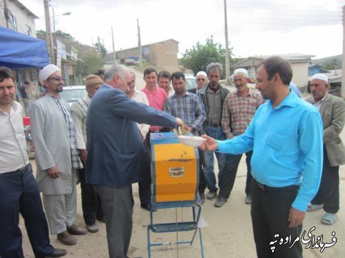 حضور بخشدار گلیداغ با دهیاران در جشن عاطفه ها