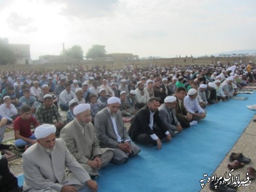 برپایی نماز عید قربان در شهرستان مراوه تپه 