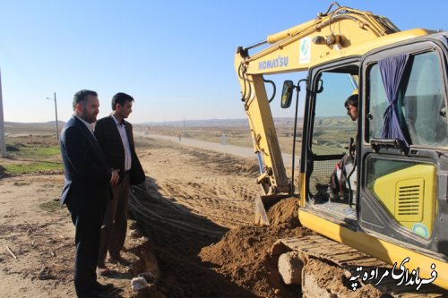 بازدید فرماندار مراوه تپه از پروژه گازرسانی روستای شارلوق 