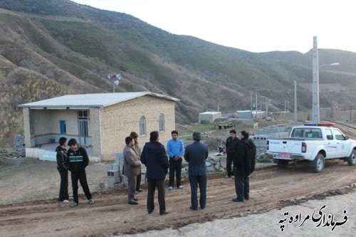 بازدید فرماندار مراوه تپه از عملیات بهسازی راه روستای پست دره بالا 