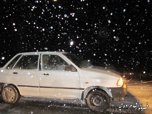 نجات و امداد رسانی به  مسافران گرفتار در برف جاده شلمی مراوه تپه 