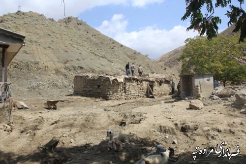 دلجویی فرماندار مراوه تپه از خانواده جانباختگان سیل روستای آقلر