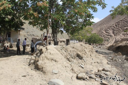 دلجویی فرماندار مراوه تپه از خانواده جانباختگان سیل روستای آقلر