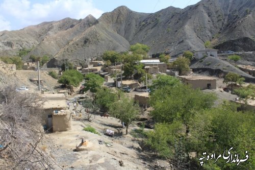 دلجویی فرماندار مراوه تپه از خانواده جانباختگان سیل روستای آقلر