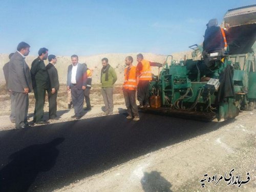 بازدید مدیر کل راهداری و حمل و نقل جاده ای از عملیات روکش آسفالت محور دادلی غزنین  