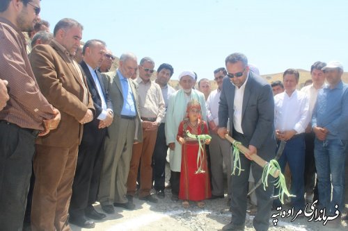 مراسم کلنگ زنی جاده ارتباطی محور قازانقایه به خراسان شمالی انجام شد