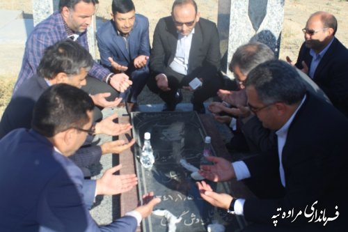 غبارروبی گلزار شهدا بمناسبت آغاز هفته دولت